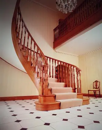 curved staircase uk