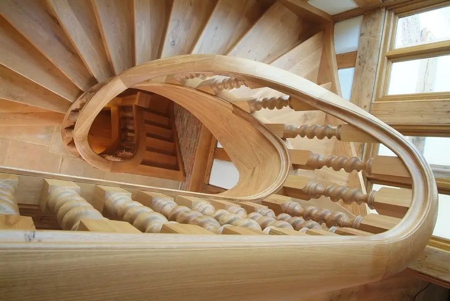 curved staircase cost uk