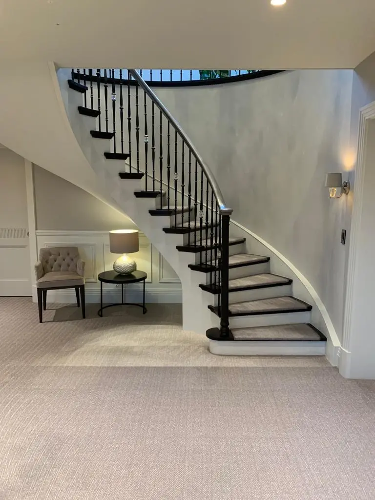 curved staircase uk