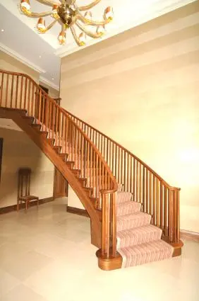 curved staircase uk