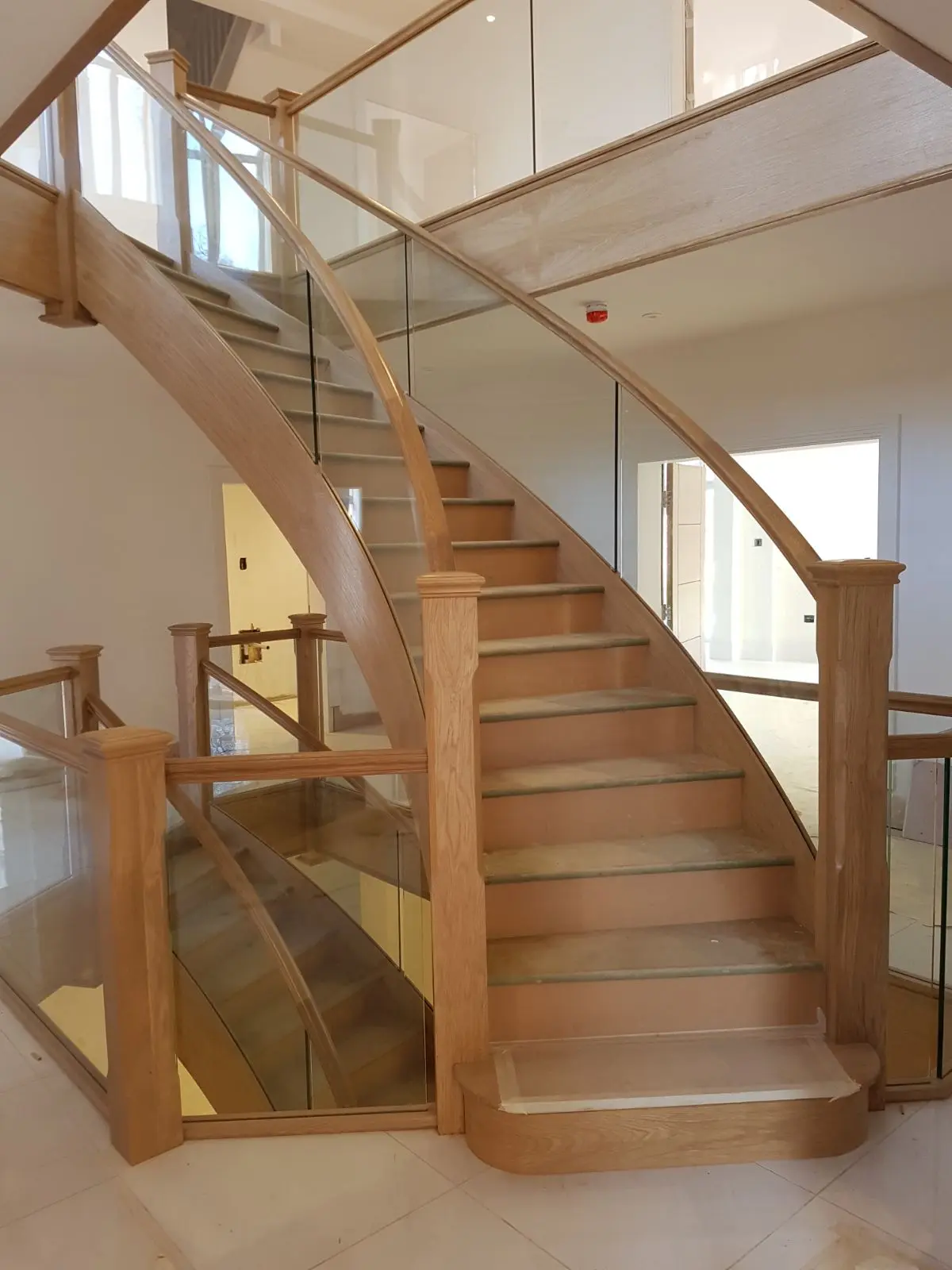 curved staircase cost uk