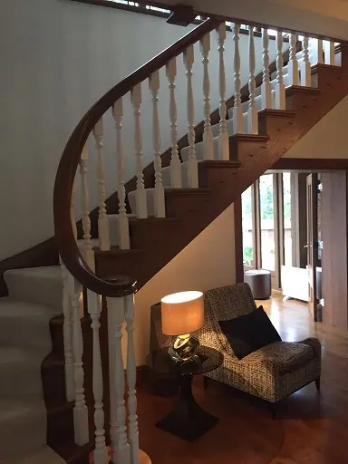 curved staircase design